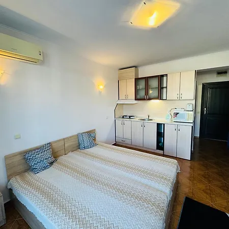 Saint Elena Complex 47 * Napospart